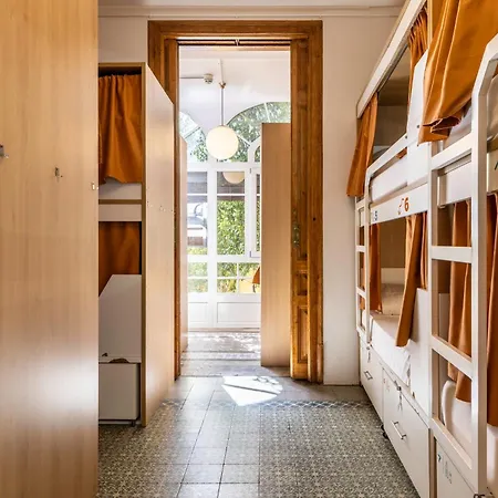 The Loft House Barcelona Hostel Exterior photo