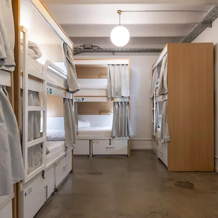 The Loft House Barcelona Hostel Exterior photo